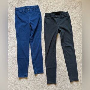 Set of 2 Uniqlo jeggings, size 28-29
